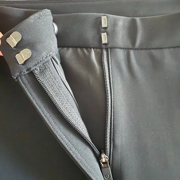 Lululemon Black Wrinkle-Free Pants – Size 6 – Work & Travel Ready - Picture 5 of 6